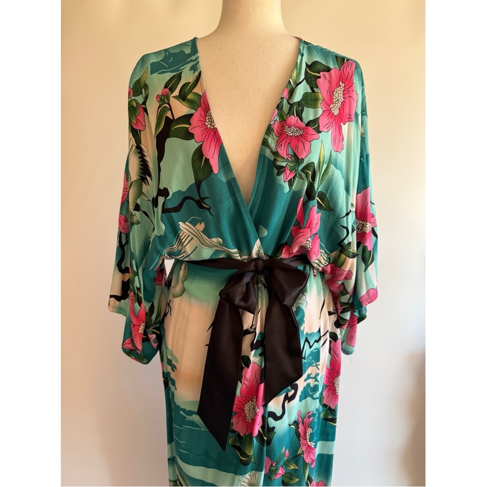 Kimono Robe Asian Print Satin Tie Small Full Length Flowy Festival - Picture 11 of 14